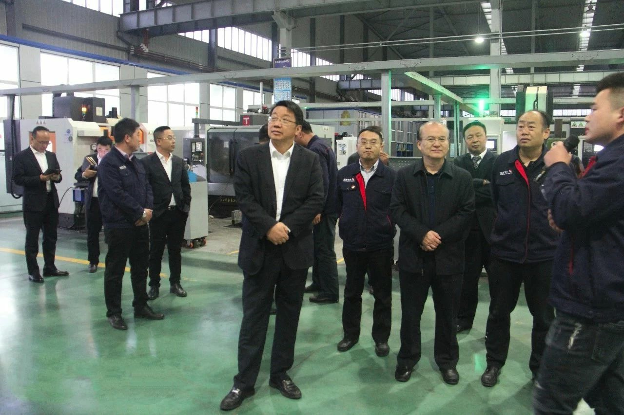 1604470706330066.jpg 向家雨一行到海纳科技公司、盛源公司参观调研2.jpg