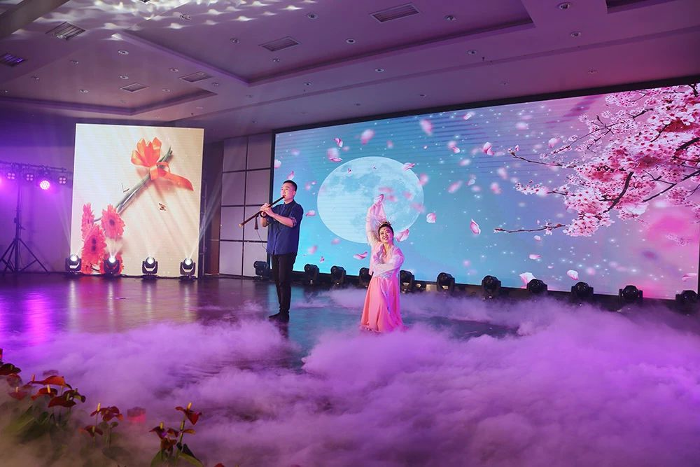 集团公司权属各企业举办文艺联欢会 喜迎新年到来3.jpg