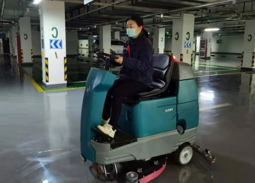 运河煤矿物业服务用上了现代化清扫设备