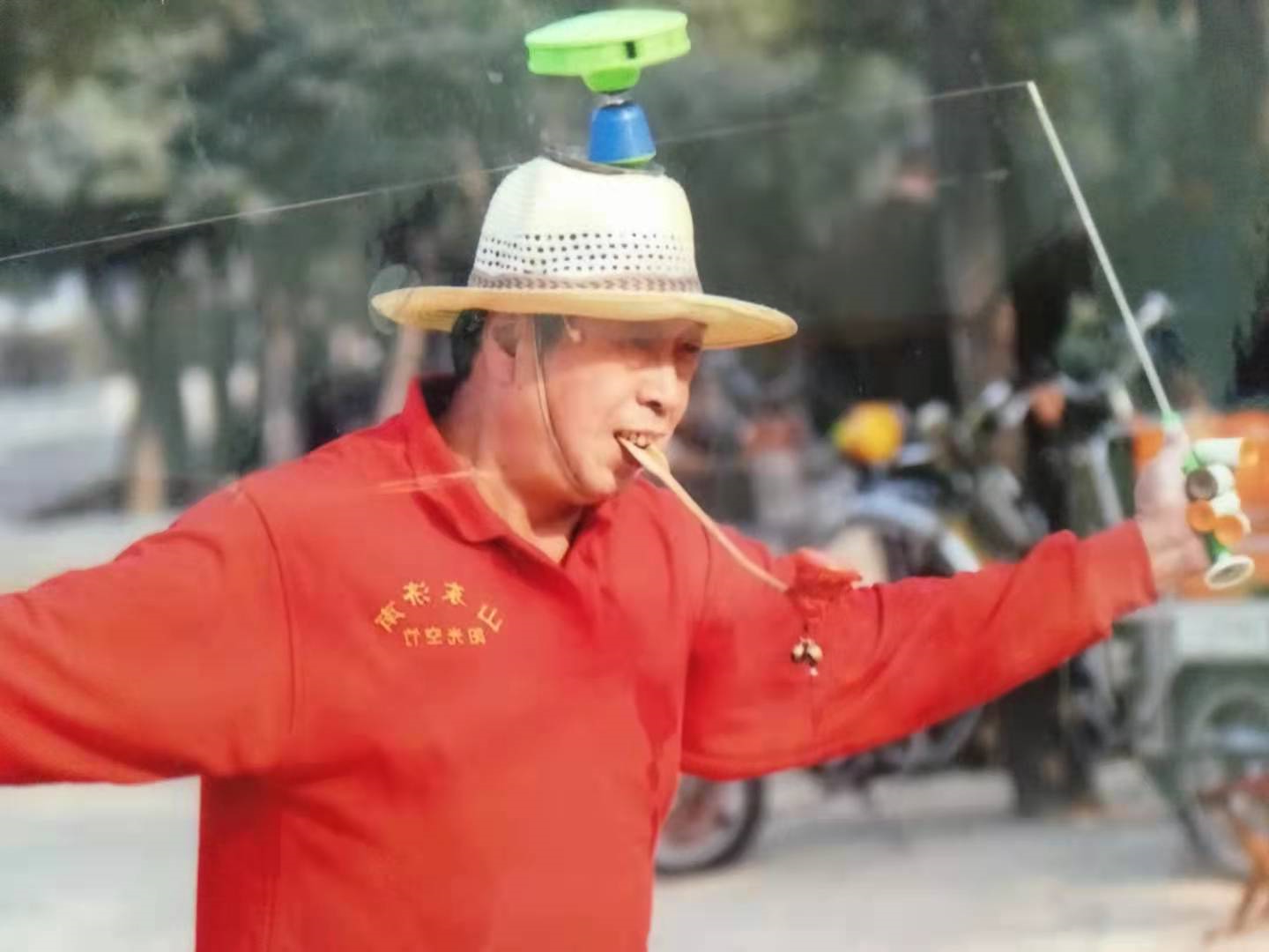 1624883447715739.jpg 圆中园公司:父亲的老年生活(王震).jpg