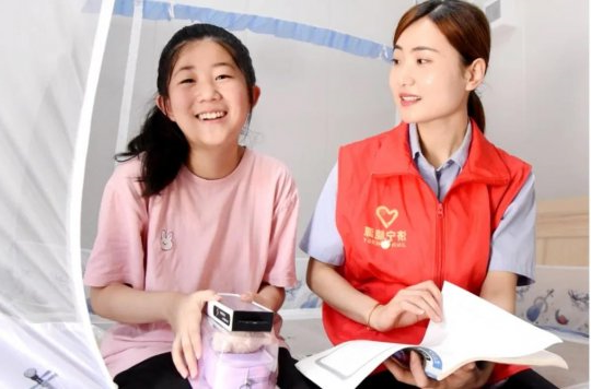 万众红心丨济宁能源“万众红心”志愿服务队走进希望小屋 关爱少年儿童成长