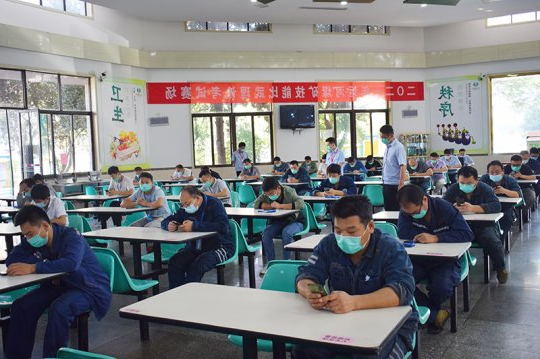 运河煤矿第十六届技能比武大赛正式拉开序幕