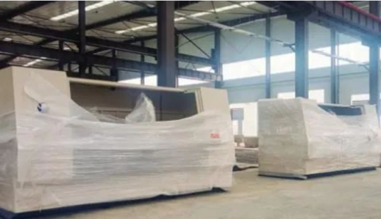 海纳科技高端工程油缸项目第一台设备正式进场