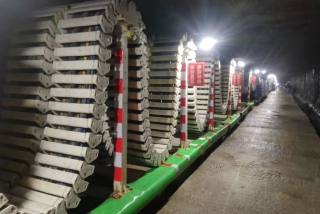 1695636670995712.png 640 (5).png