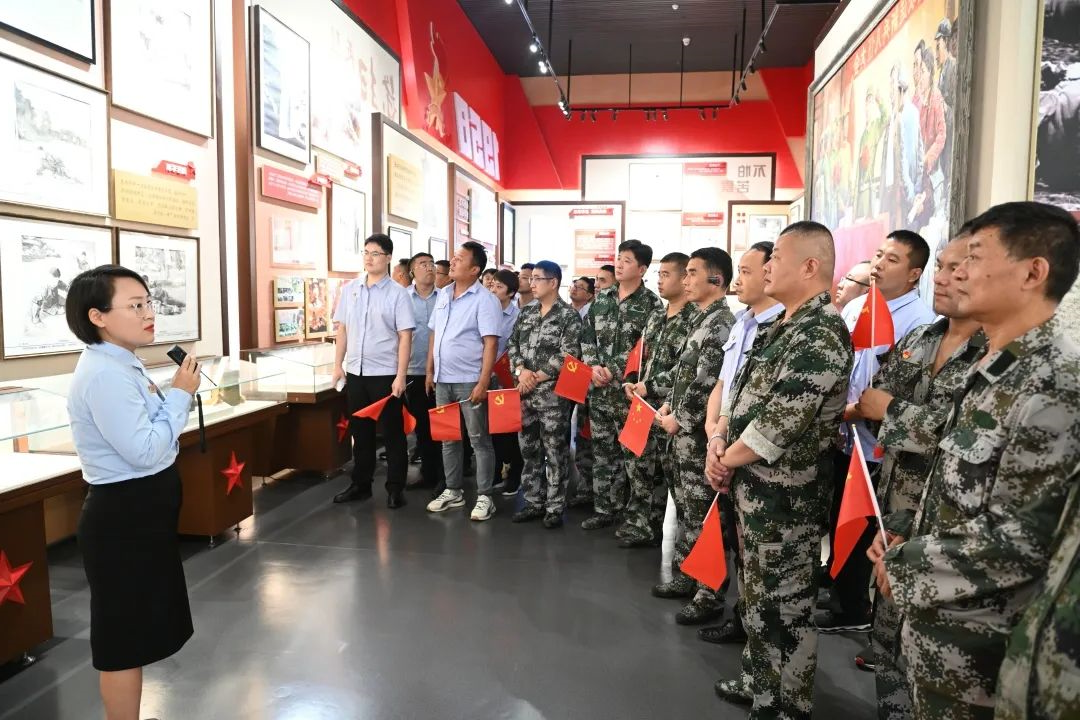 1695863152748279.jpg 640.jpg