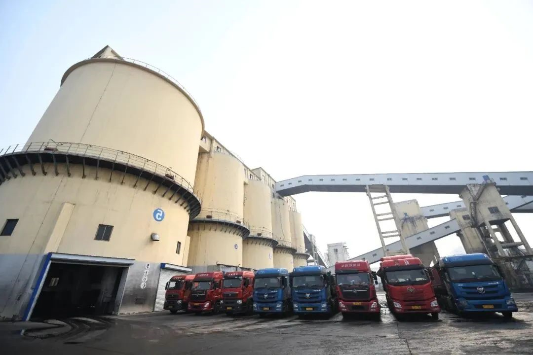 1696638792891876.jpg 640 (7).jpg