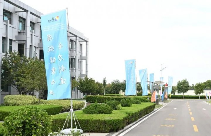 扮靓矿区俏容颜！霄云煤矿标准化整改工作见实效