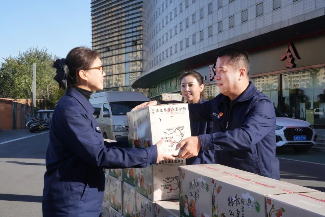 1700314399121831.jpg 640 (5).jpg