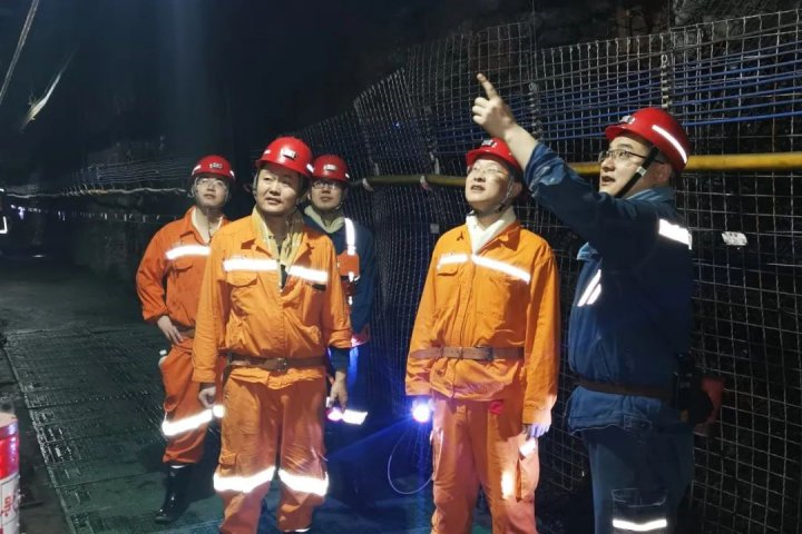 王崇景到安居煤矿督导检查