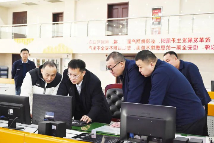 王崇景到安居煤矿督导检查节前安全工作