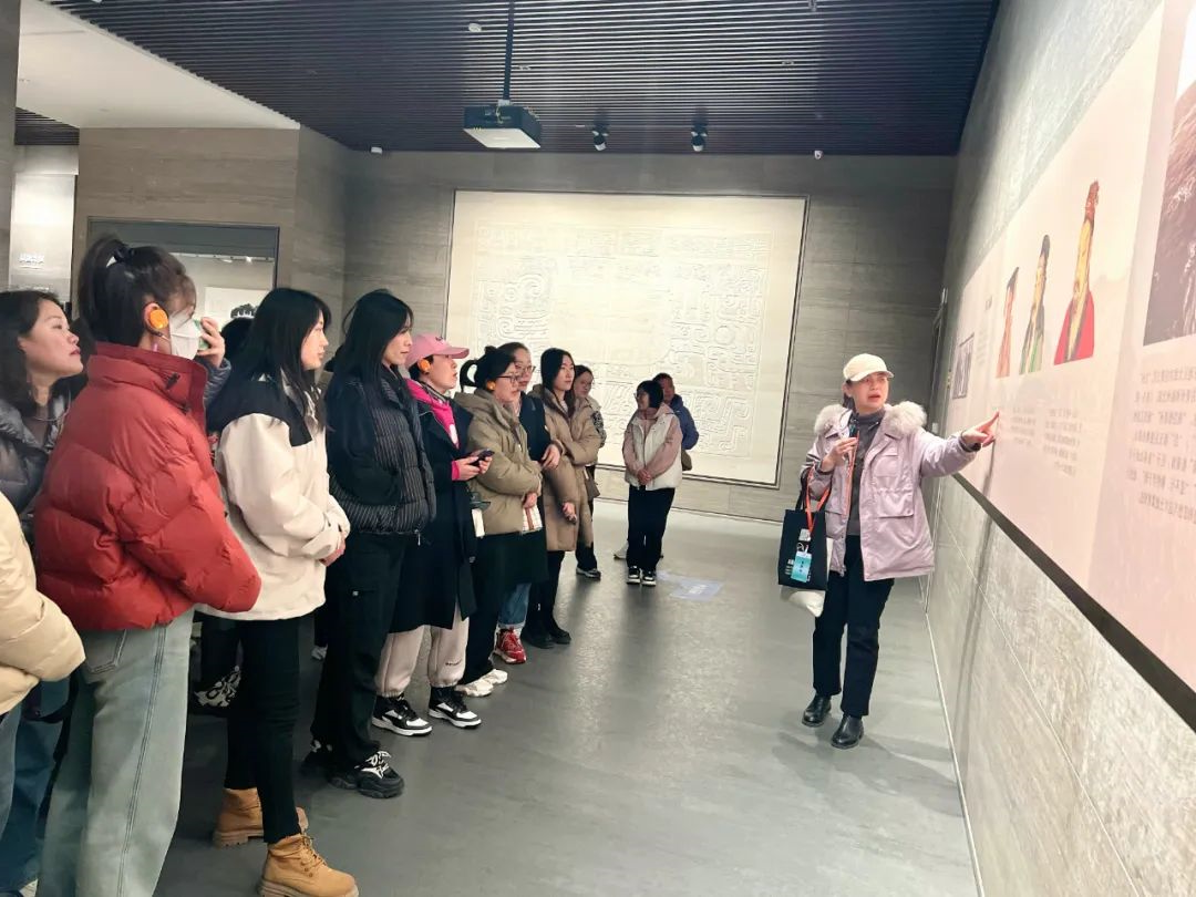 1709955875123763.jpg 640 (4).jpg