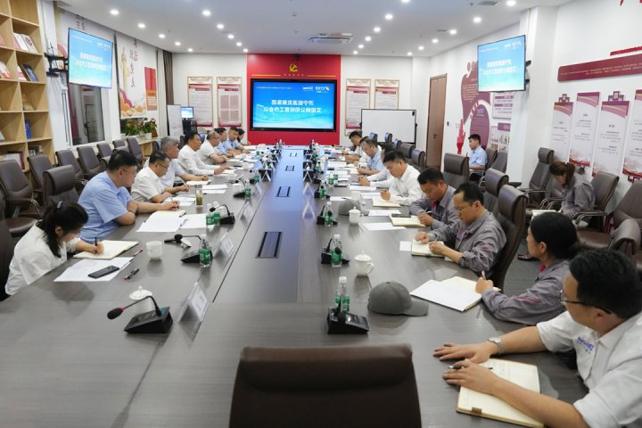 张广宇带队到精密制造产业园检查指导工作