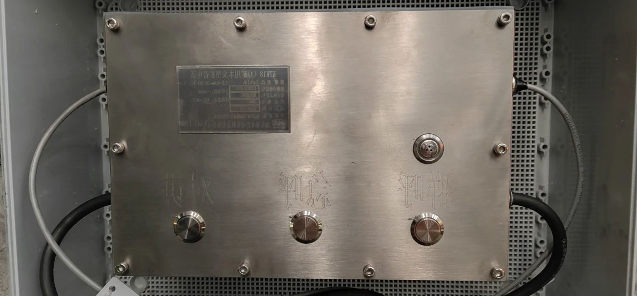 1738913697114378.jpg 1738913746588.jpg