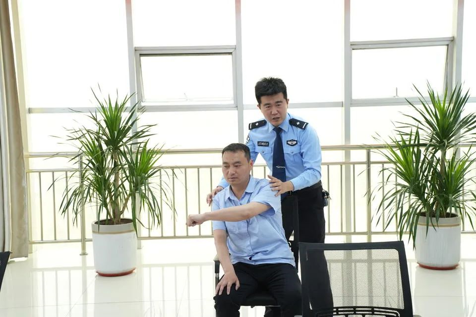 1746500956924279.jpg 02.jpg