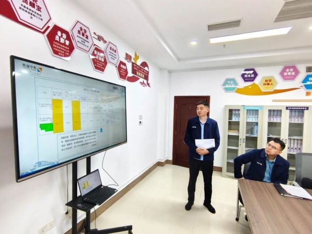 花园煤矿创新采用三维机制，推动＂三类人”＂三大员＂管理体系向纵深发展